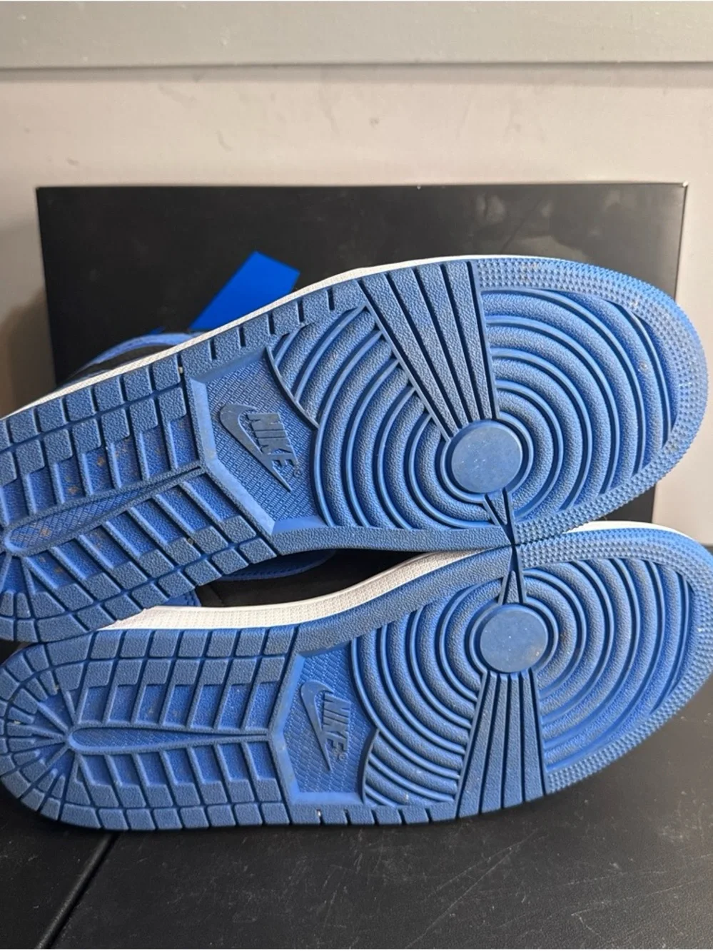 Jordan Mid-Top Sneakers — Black & Blue Suede